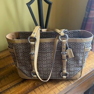 Coach shoulder bag/purse